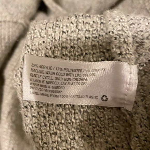 Liz Lange For Target Maternity Cardigan - Picture 4 of 4